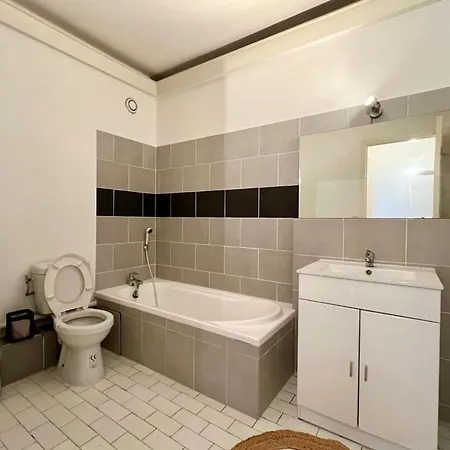 Pleasant 1-bedroom Close To The Seaside Διαμέρισμα