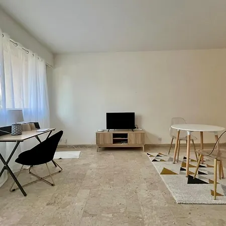 1 Bedroom - Close To The Apartment Antibes