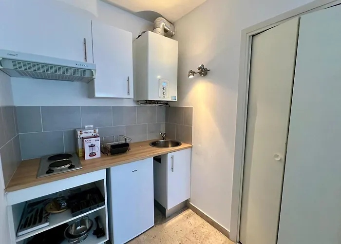 Pleasant 1-bedroom Close To The Seaside